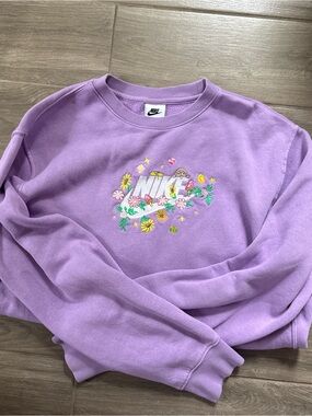 Nike Lavender Pullover with Colorful Floral Embroidered Logo